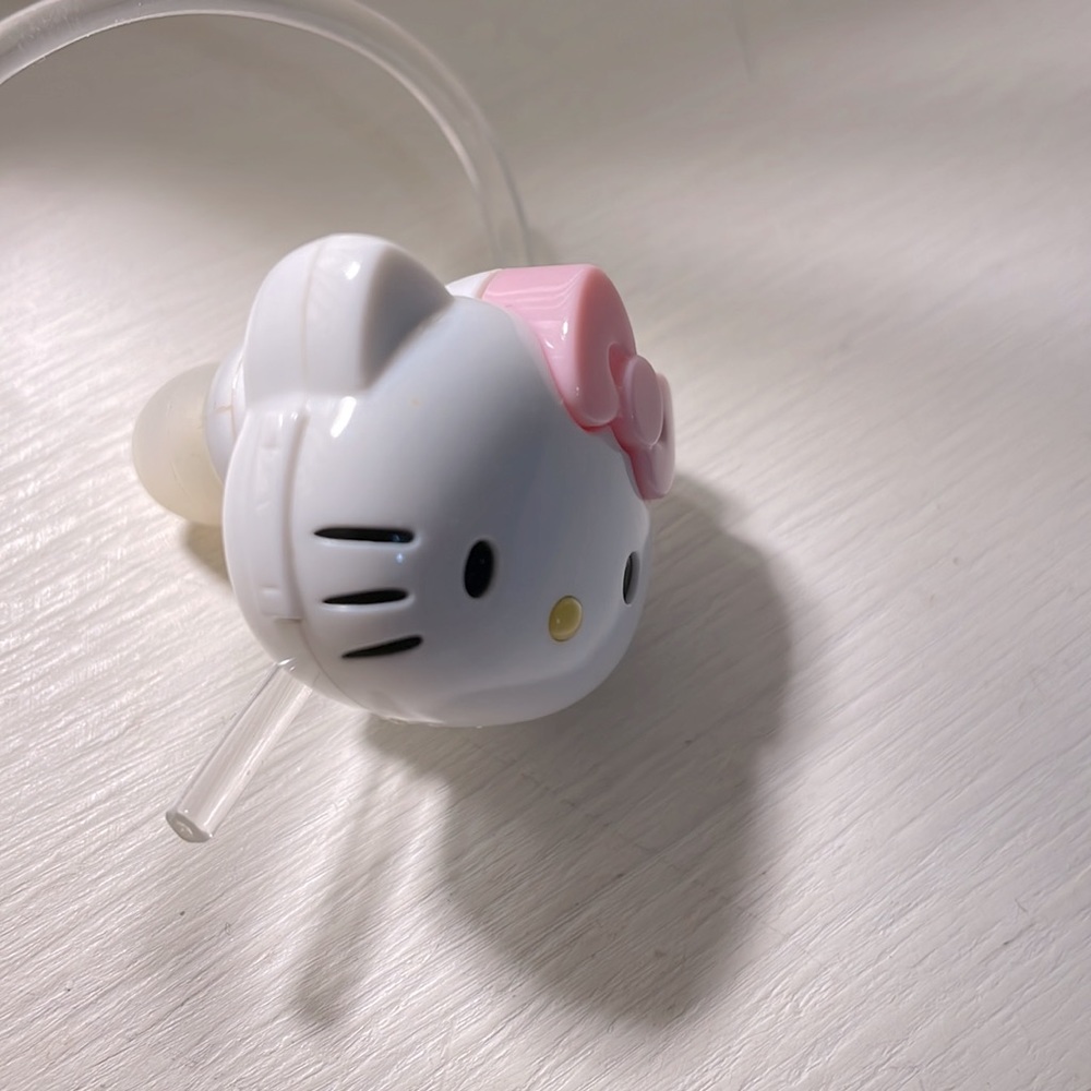 Hello Kitty Bluetooth - Picture 2 of 5